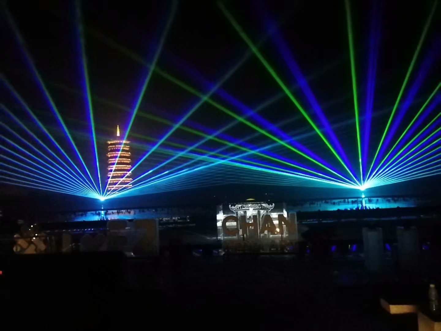 �����۶����������