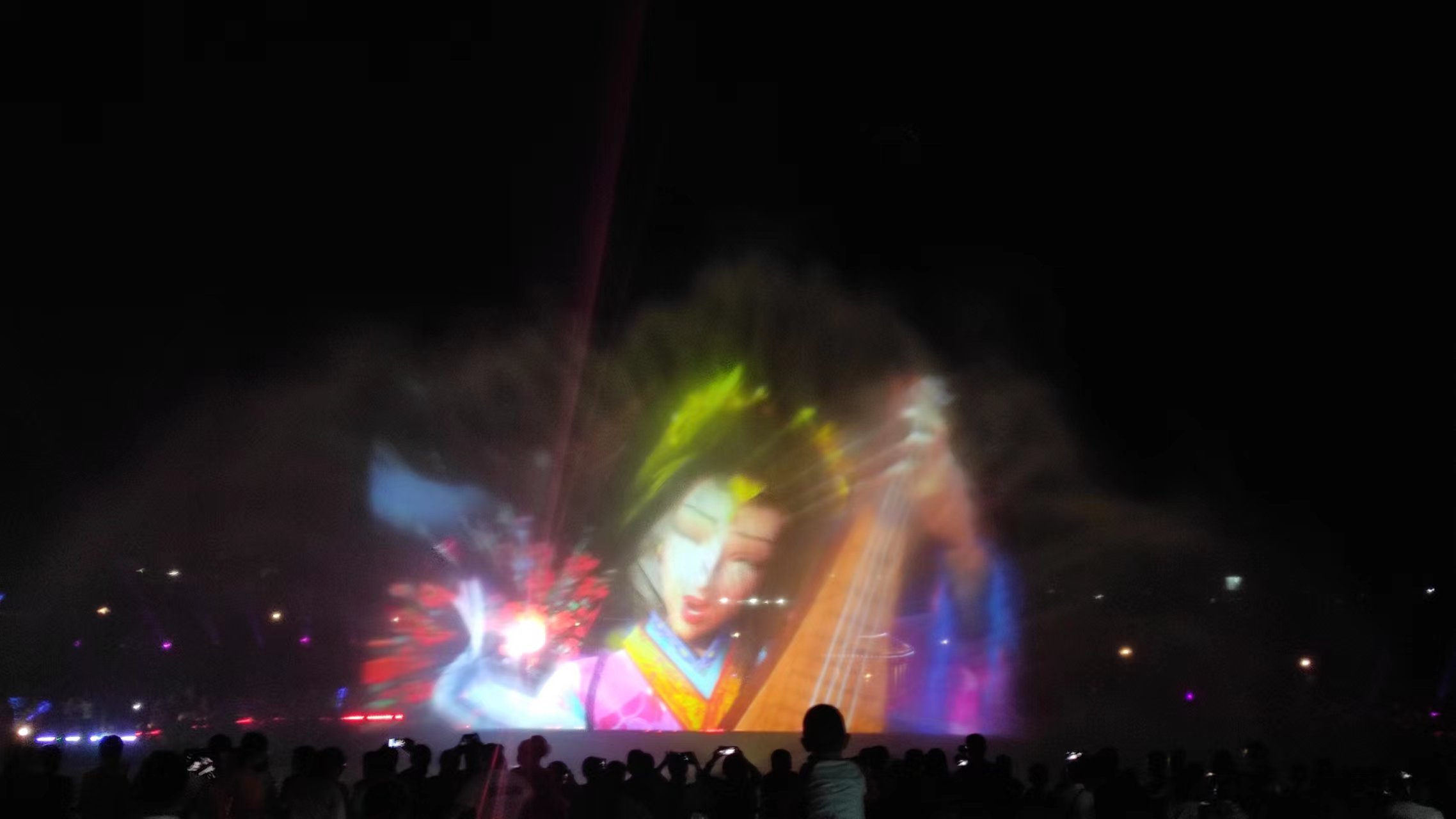 ��������