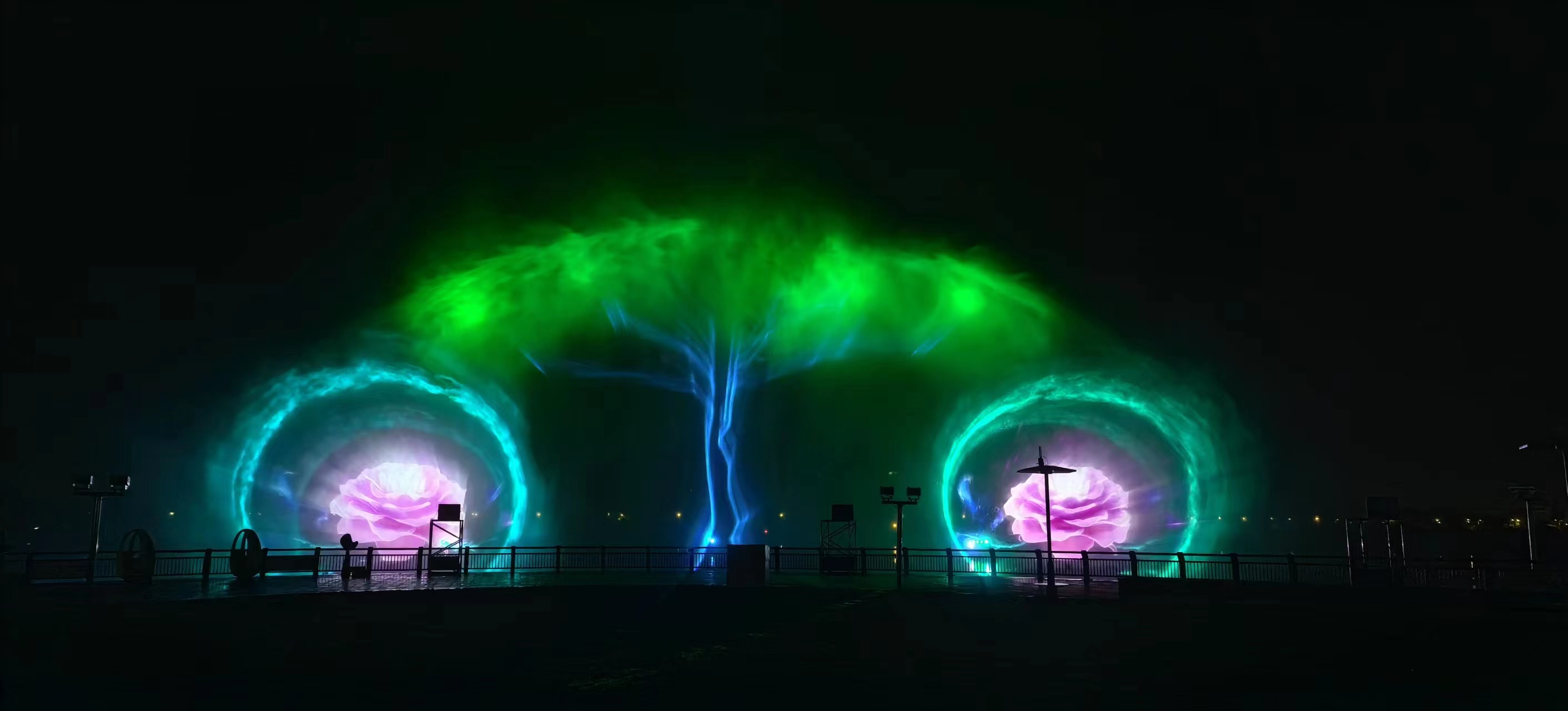 ɽ��ˮĻ��Ӱ