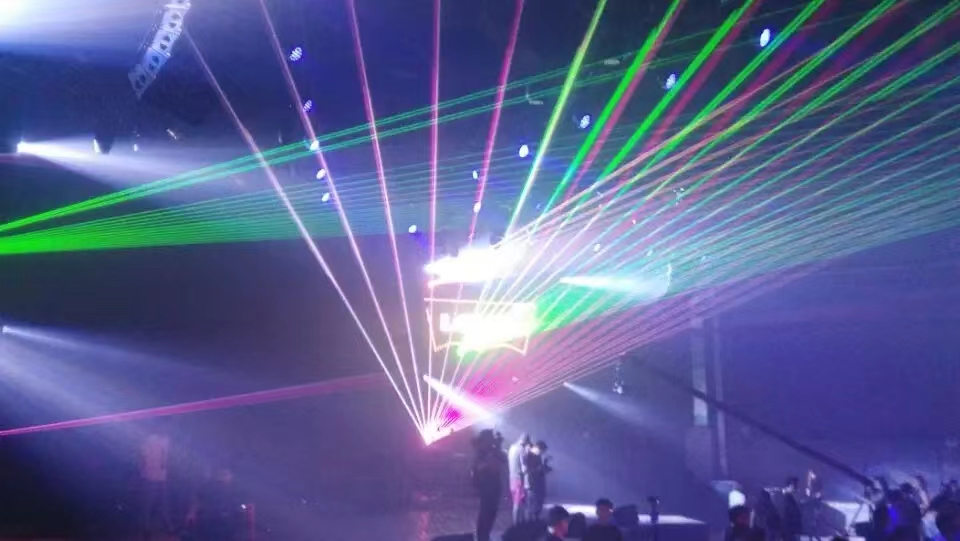 ���ٺ����ֻἤ��